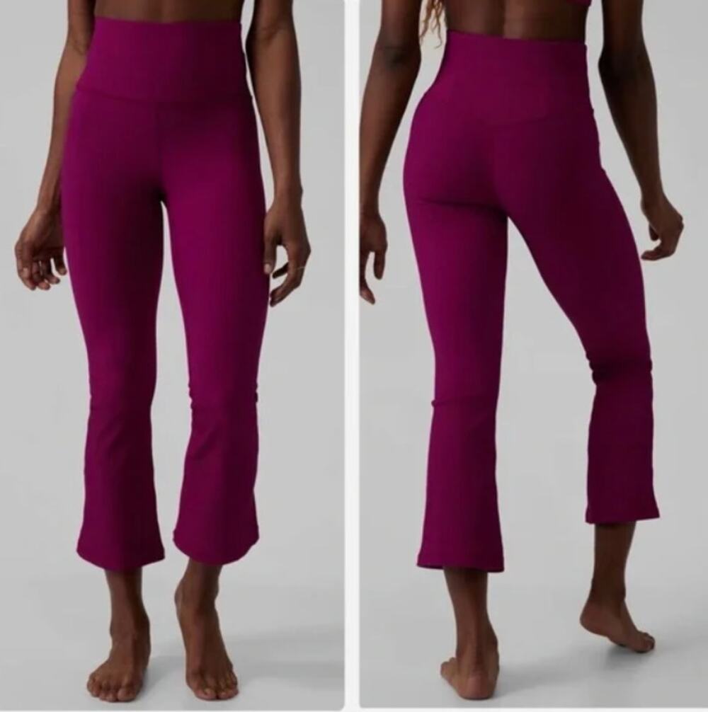 Athleta Elation Rib Crop Flare Berry Athletic Workout Women Small